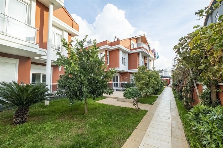 Вилла 4+1 в комплексе в районе Кунду Лара в 10 минутах от пляжа