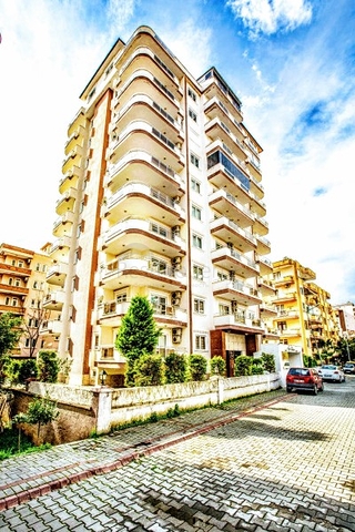 Двухкомнатная квартира с мебелью