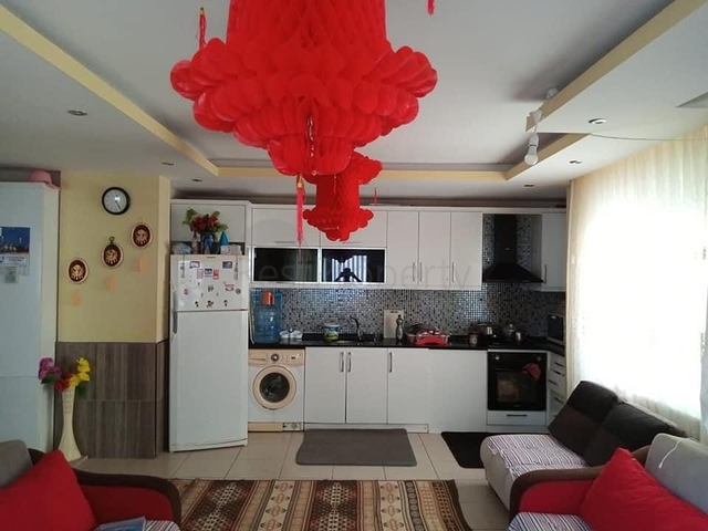 Двухкомнатная квартира с мебелью