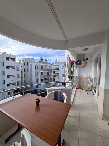 Трёхкомнатная квартира с видом на море