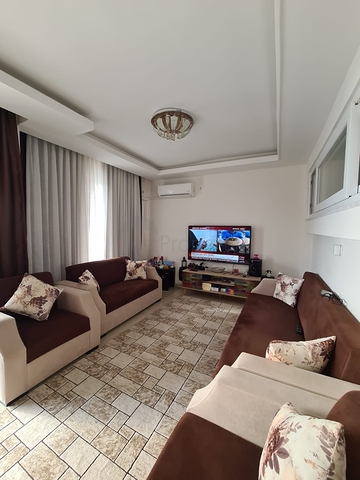 Трёхкомнатная квартира с видом на море