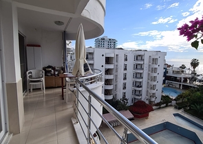 Трёхкомнатная квартира с видом на море