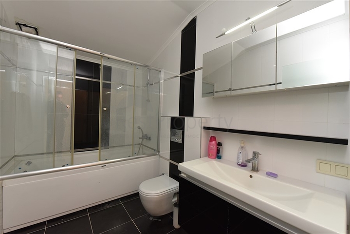 Меблированный пентхаус в Кестеле