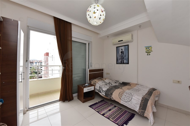 Меблированный пентхаус в Кестеле