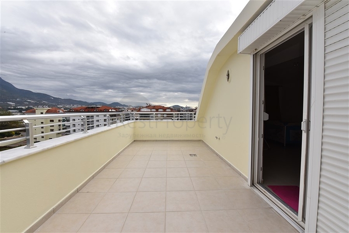 Меблированный пентхаус в Кестеле