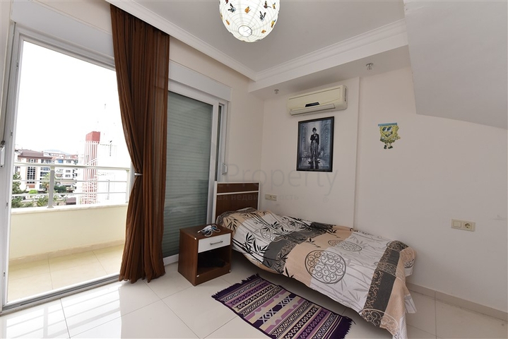 Меблированный пентхаус в Кестеле