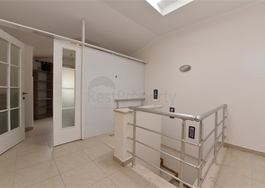 Меблированный пентхаус в Кестеле