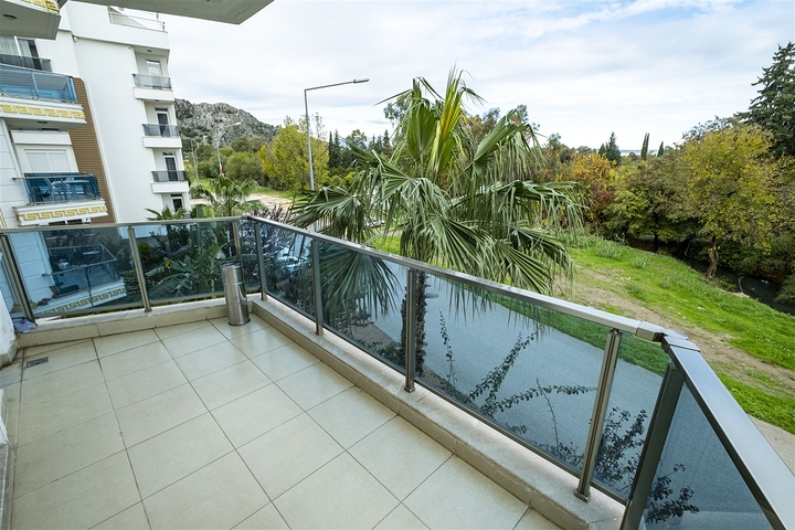 Квартира 2+1 с мебелью в комплексе отельного плана в Анталии