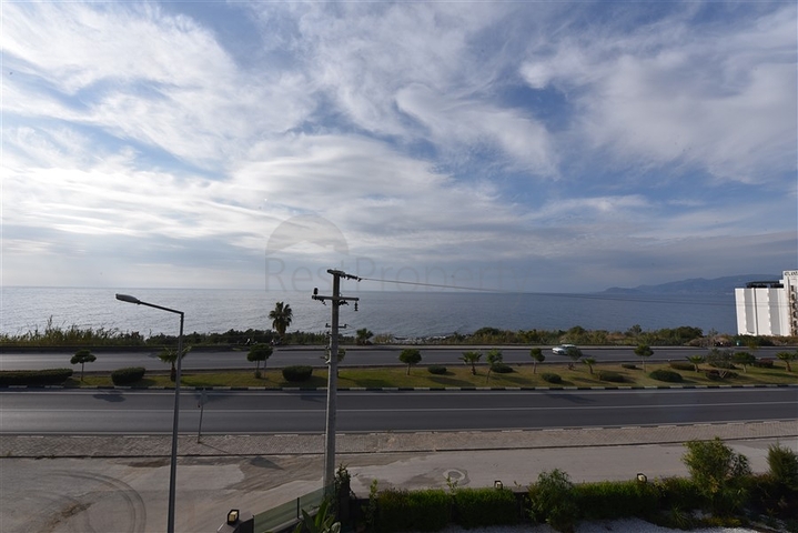 Квартира с прямым видом на море