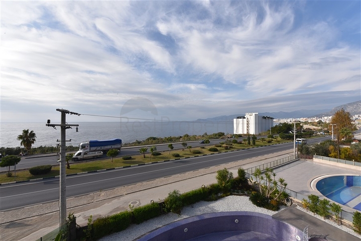 Квартира с прямым видом на море