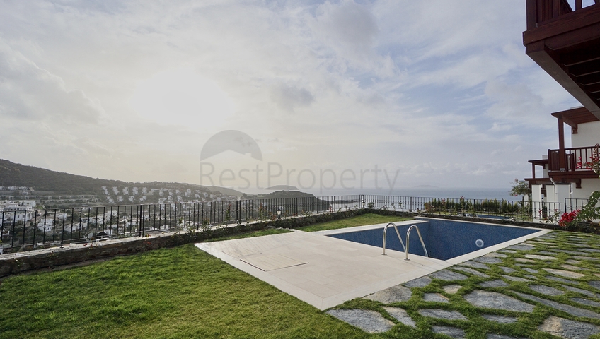 Вилла с видом на море с собственным бассейном в Бодруме