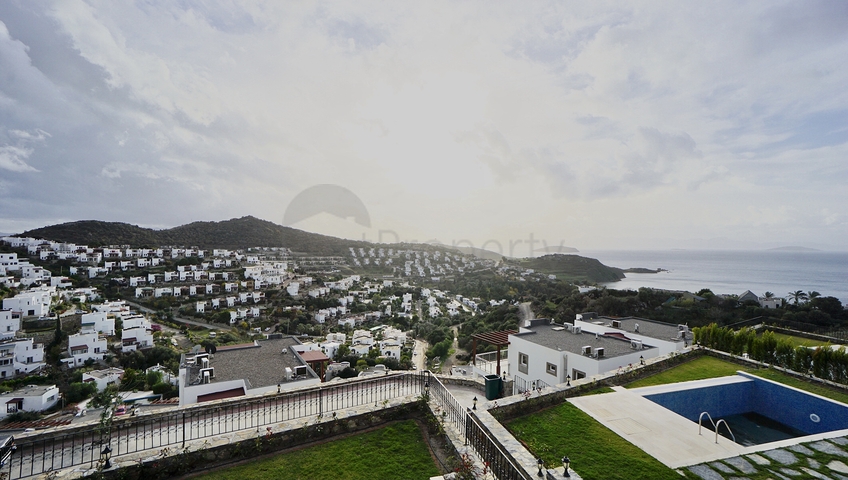 Вилла с видом на море с собственным бассейном в Бодруме