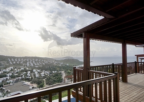 Вилла с видом на море с собственным бассейном в Бодруме