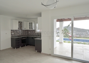 Вилла с видом на море с собственным бассейном в Бодруме