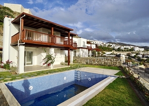 Вилла с видом на море с собственным бассейном в Бодруме