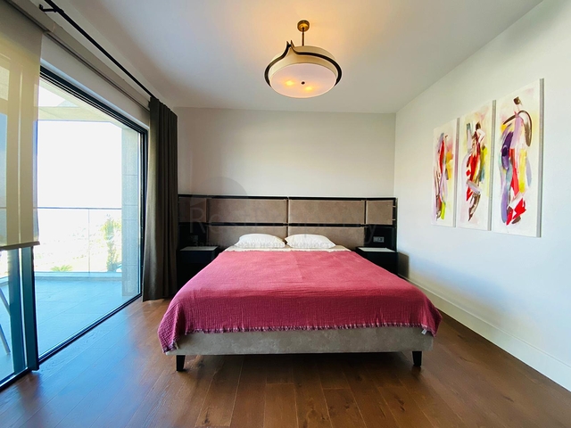 Стильная вилла с потрясающим видом нa море, горы и Бодрум.