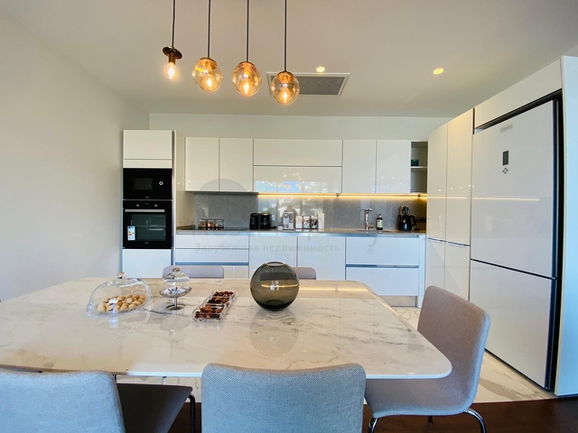 Стильная вилла с потрясающим видом нa море, горы и Бодрум.