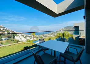 Стильная вилла с потрясающим видом нa море, горы и Бодрум.