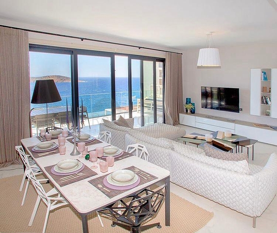 Комфортабельные квартиры с видом на море в элитном районе Гюмюшлюк 