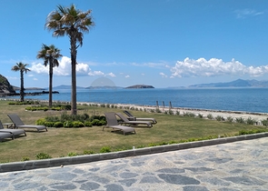 Комфортабельные квартиры с видом на море в элитном районе Гюмюшлюк 