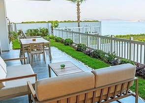 Комфортабельные квартиры с видом на море в элитном районе Гюмюшлюк 