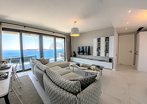 Комфортабельные квартиры с видом на море в элитном районе Гюмюшлюк 