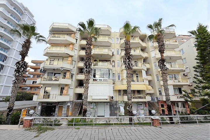 Меблированная квартира планировки 3+1 в районе Махмутлар