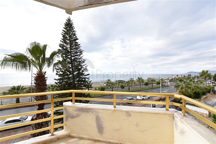 Меблированная квартира планировки 3+1 в районе Махмутлар