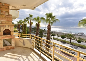 Меблированная квартира планировки 3+1 в районе Махмутлар