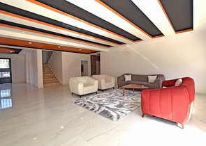 Трехкомнатная квартира в Махмутларе