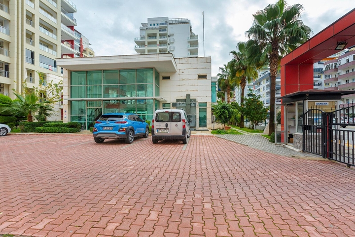 Меблированная квартира планировки 2+1 в районе Махмутлар