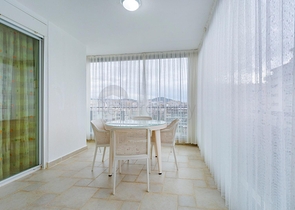 Меблированная квартира планировки 2+1 в районе Махмутлар