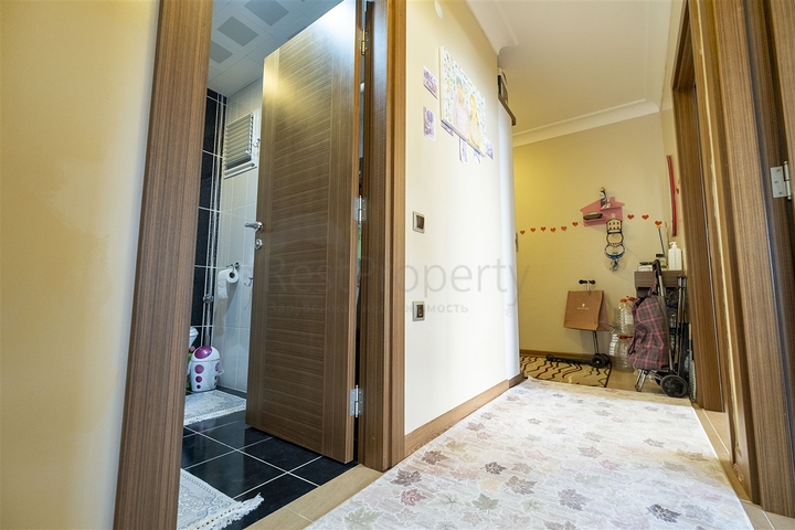 Квартира 2+1 с мебелью  в Лимане Коньяалты 600 м до моря