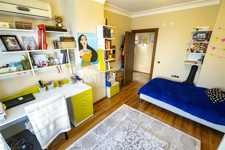 Квартира 2+1 с мебелью  в Лимане Коньяалты 600 м до моря