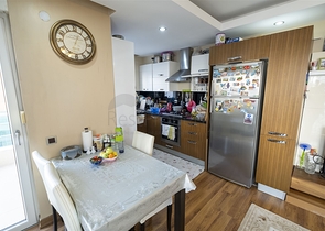 Квартира 2+1 с мебелью  в Лимане Коньяалты 600 м до моря