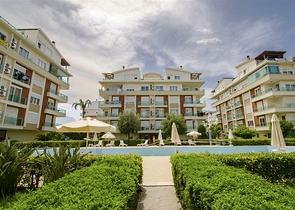 Квартира 2+1 с мебелью  в Лимане Коньяалты 600 м до моря