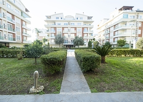 Квартира 2+1 с мебелью  в Лимане Коньяалты 600 м до моря