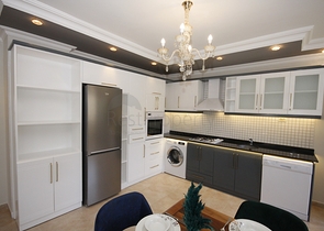 Трехкомнатная квартира с мебелью