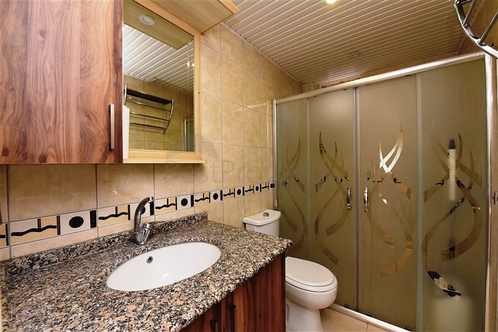 Меблированная квартира в районе Оба