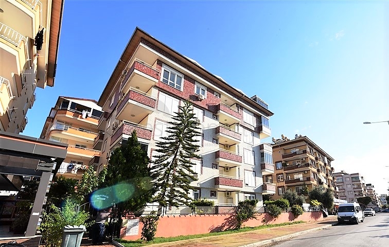 Меблированная квартира в районе Оба