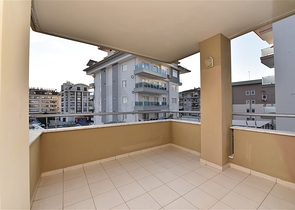 Квартира планировки 2+1 в районе Оба