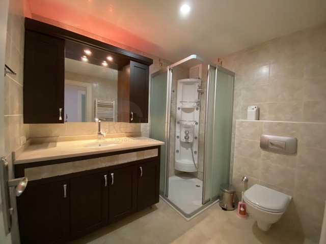 Трехкомнатная квартира в районе Тосмур