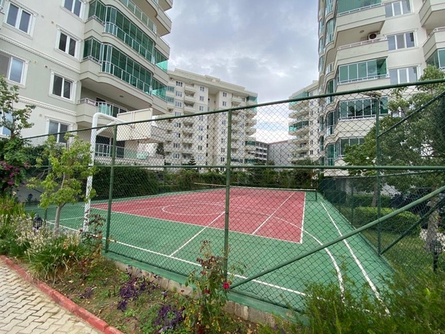 Трехкомнатная квартира в районе Тосмур