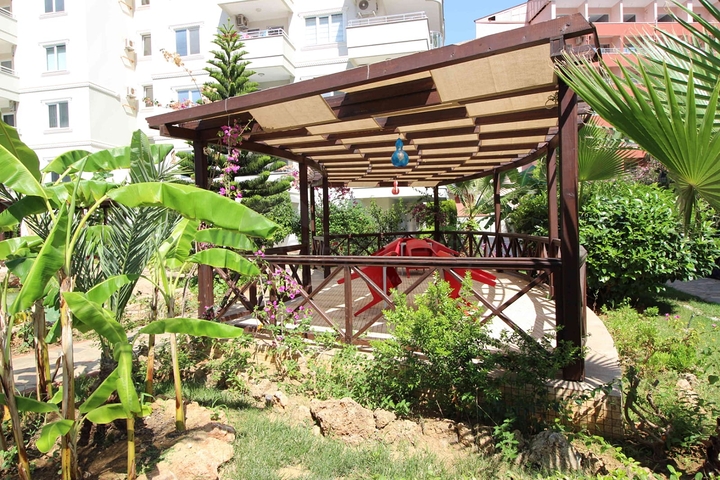 Трехкомнатная квартира в районе Тосмур