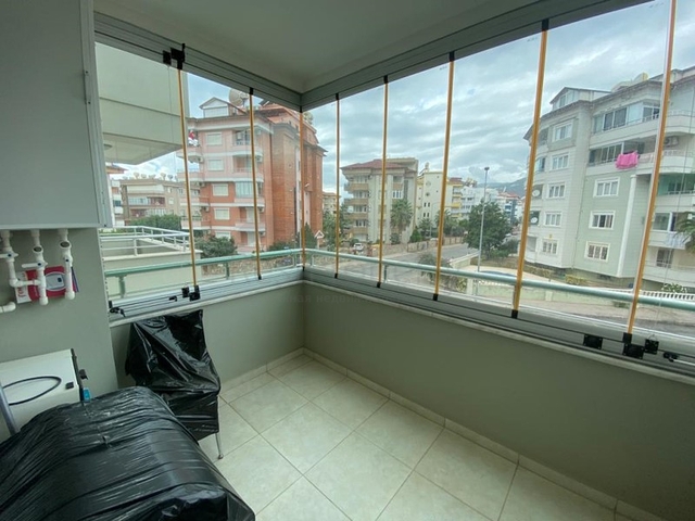 Трехкомнатная квартира в районе Тосмур