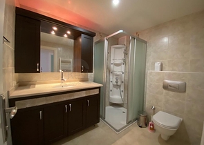 Трехкомнатная квартира в районе Тосмур