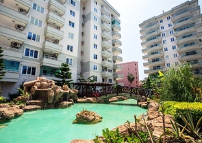 Трехкомнатная квартира в районе Тосмур