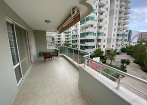 Трехкомнатная квартира в районе Тосмур