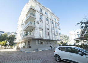 Просторная квартира 2+1 с газом в районе Хурма Коньяалты