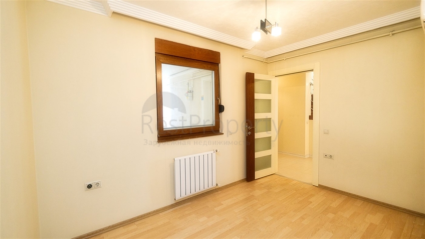 Пентхаус с 4 спальнями в 200 метрах от пляжей Коньяалты